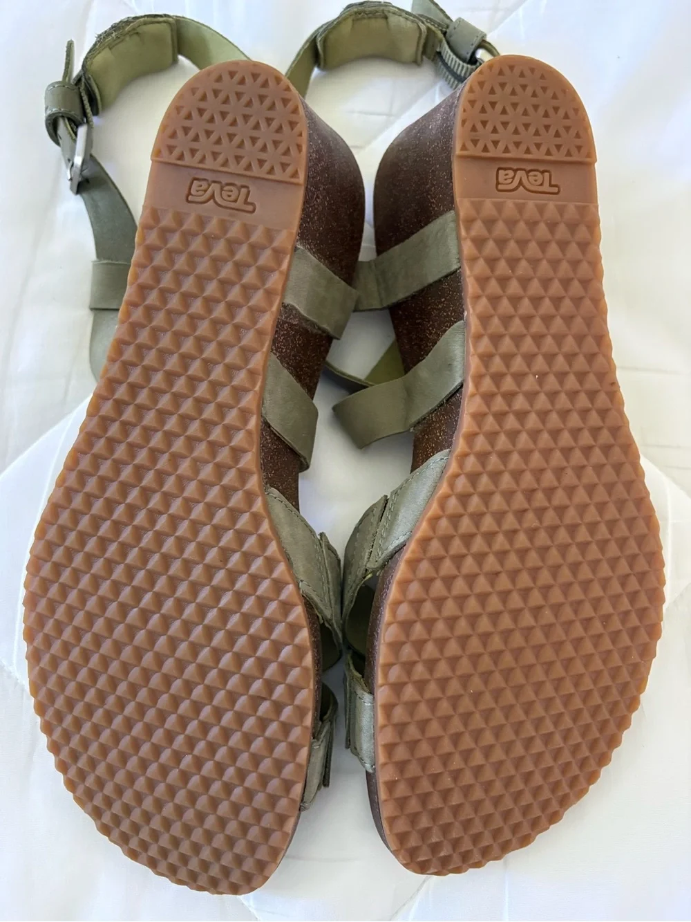 Teva Mahonia Cross Strap Wedge Sandal. Olive Green Suede Strap.